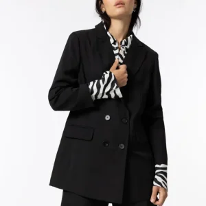 Blazer Cruzada Negra