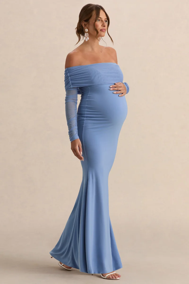 Pretty Perfect | Vestido Largo de premamá ajustado con mangas largas en color azul bebé - Imagen 6