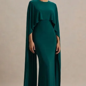 Padma | Vestido Largo Verde Botella con Mangas de Capa