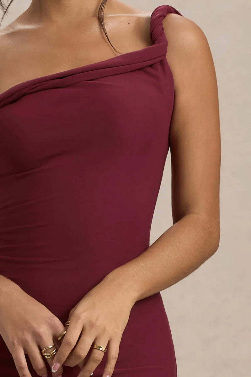 Salome | Vestido Midi burdeos con escote asimétrico retorcido - Imagen 7