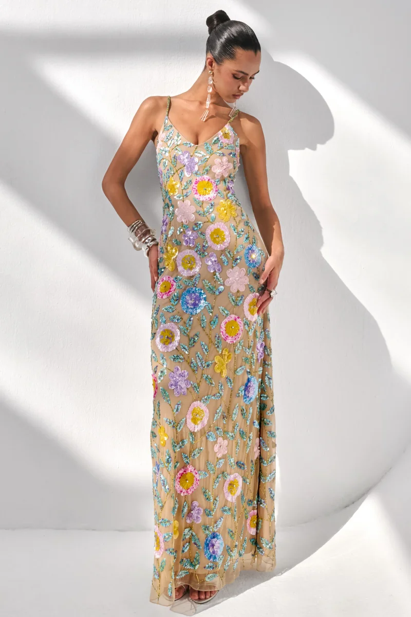 Gemini | Vestido Largo Color Nude Con Tirantes Y Pedrería Floral