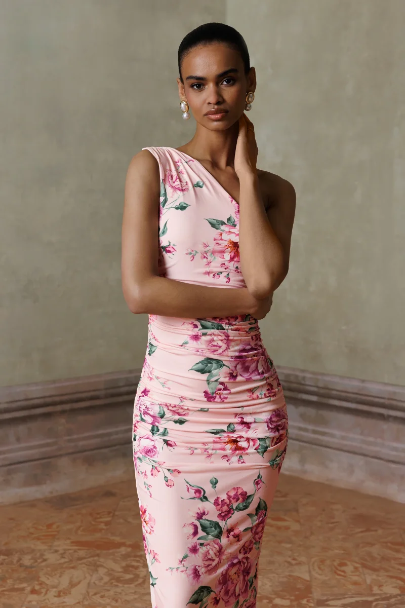 Dalarie | Vestido largo fruncido con escote asimétrico y estampado floral - Imagen 3