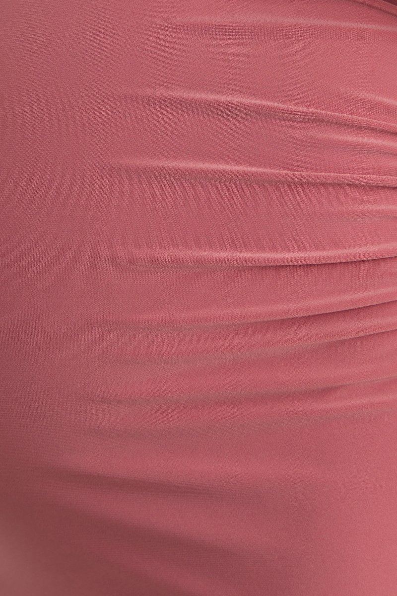Carlotta | Vestido largo de maternidad en rosa con capa de chifón trasera - Imagen 8