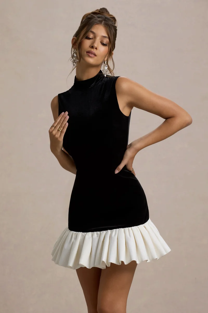 Baxter | Vestido corto de Terciopelo Negro y Blanco con Borde de volante - Imagen 4