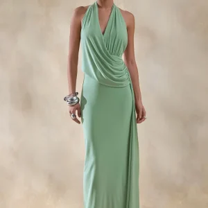 Rosina | Vestido largo drapeado con escote halter y fajín en verde