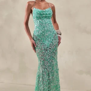 Taryn | Vestido Largo Turquesa con Escote Desbocado y Lentejuelas Premium