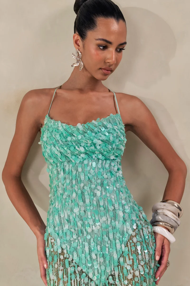 Taryn | Vestido Largo Turquesa con Escote Desbocado y Lentejuelas Premium - Imagen 6