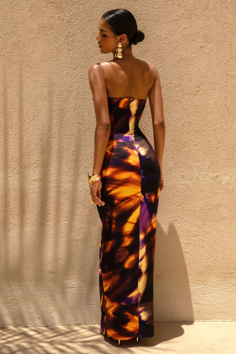 Nyra | Vestido largo con Estampado Ahumado, Escote Corazón y Detalle Fruncido - Imagen 3