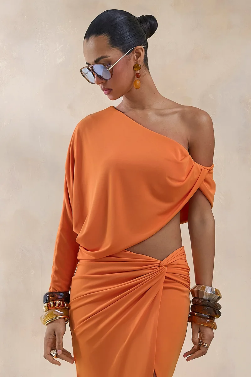 Dua | Top naranja con detalles drapeados y manga murciélago - Imagen 7
