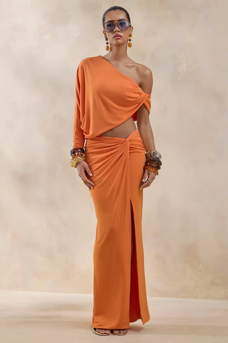 Marlena | Falda naranja con detalle de cintura retorcida y abertura - Imagen 6