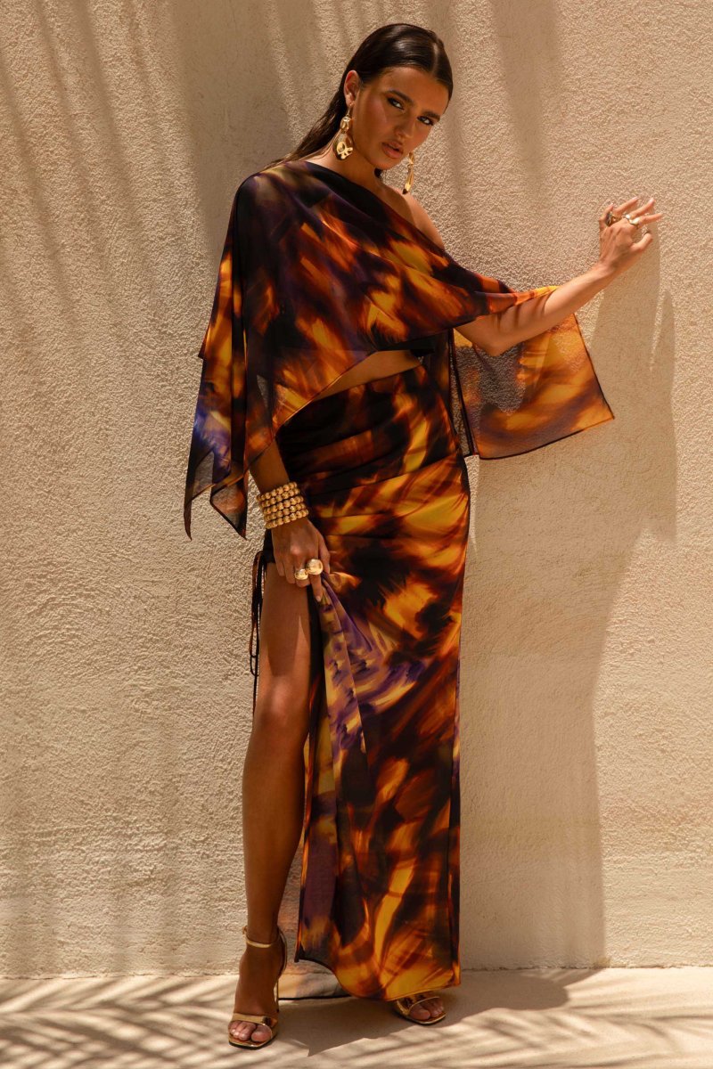 Elysia | Top asimétrico de chiffon con estampado degradado - Imagen 4