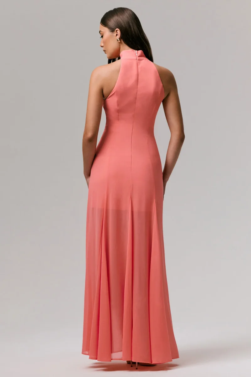 Just Like Magic | Vestido Largo coral con cuello alto y detalles bordados - Imagen 5
