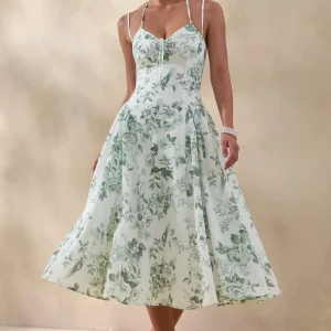 Audrey | Vestido Midi Verde Con Estampado Floral Y Escote Corazón