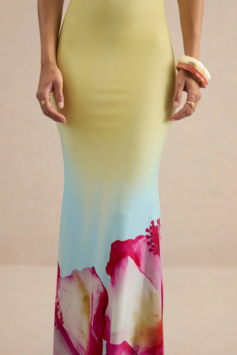 Marlo | Vestido Largo Amarillo Ombré Con Estampado De Lirios - Imagen 6