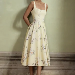 Lissa | Vestido midi con estampado floral y falda plisada