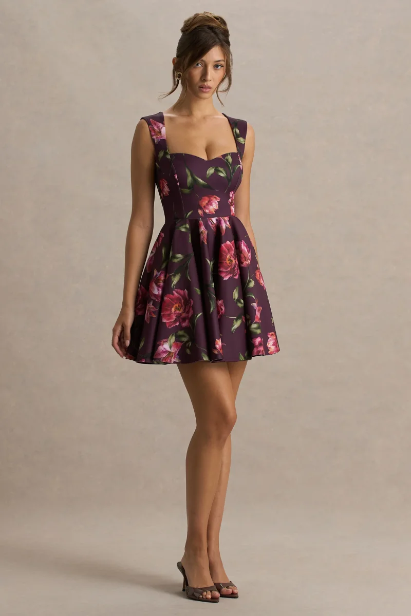 Magic | Vestido Corto Burdeos Con Estampado Floral y Escote Corazón - Imagen 2