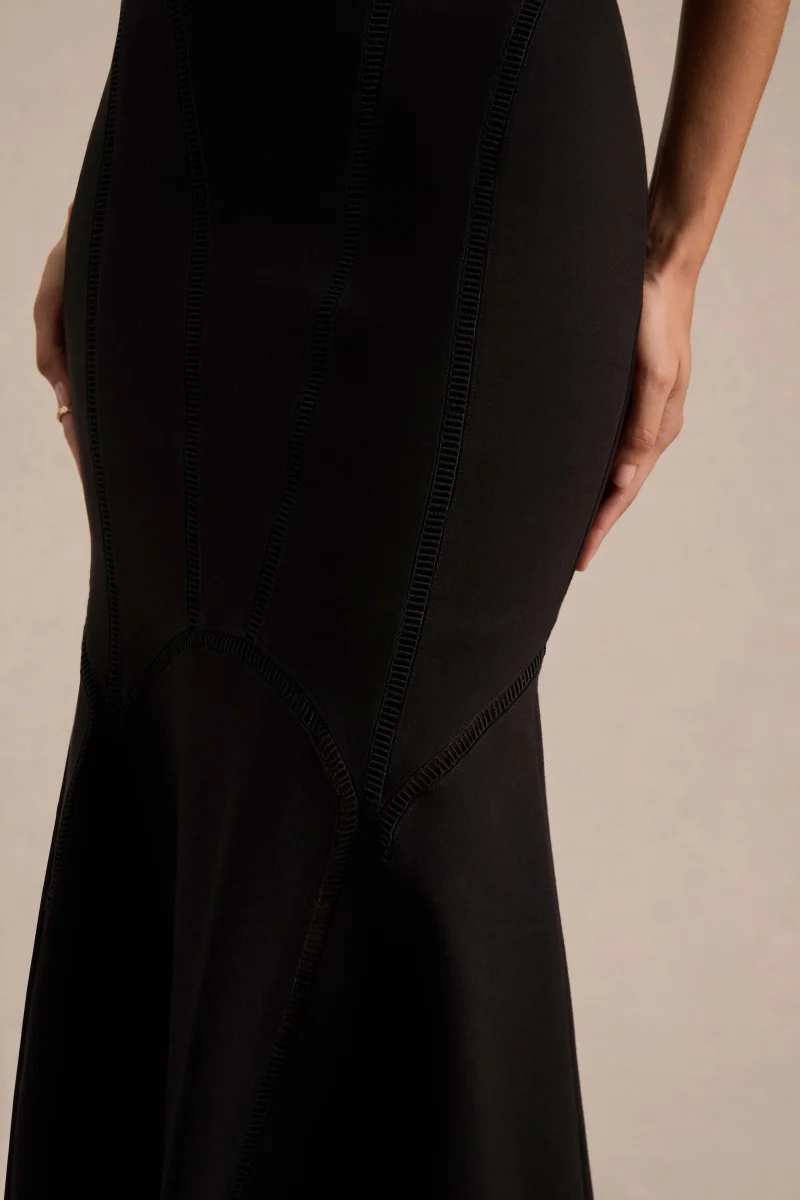Sally | Vestido Midi Negro Con Cuello Redondo Y Talle Bajo - Imagen 8