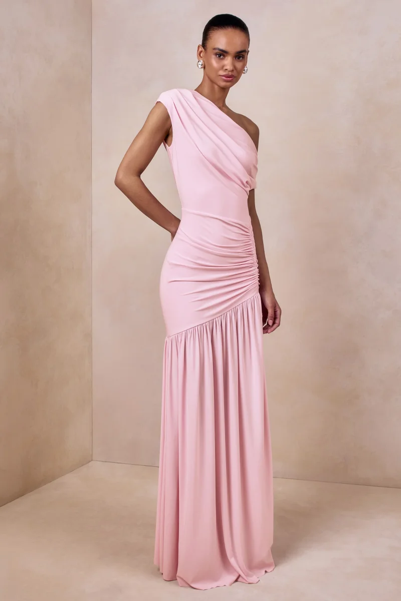 Kady | Vestido largo rosa con escote asimétrico y detalle fruncido - Imagen 6