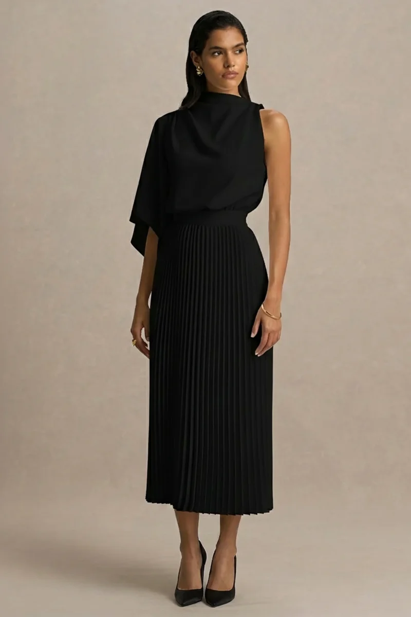Jimena | Vestido Midi Negro De Manga Larga con Cuello Alto y Detalles Plisados - Imagen 5