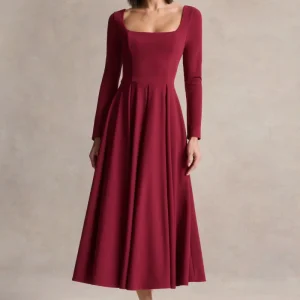 Alison | Vestido Midi Burdeos Con Cuello Cuadrado