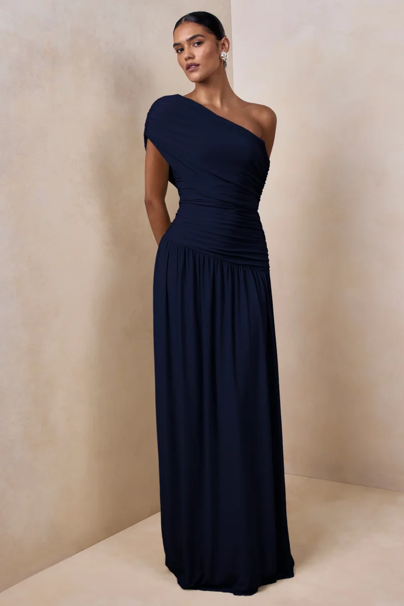 Emberly | Vestido Largo Azul Marino con Escote Asimétrico Drapeado y Cintura Caída - Imagen 5