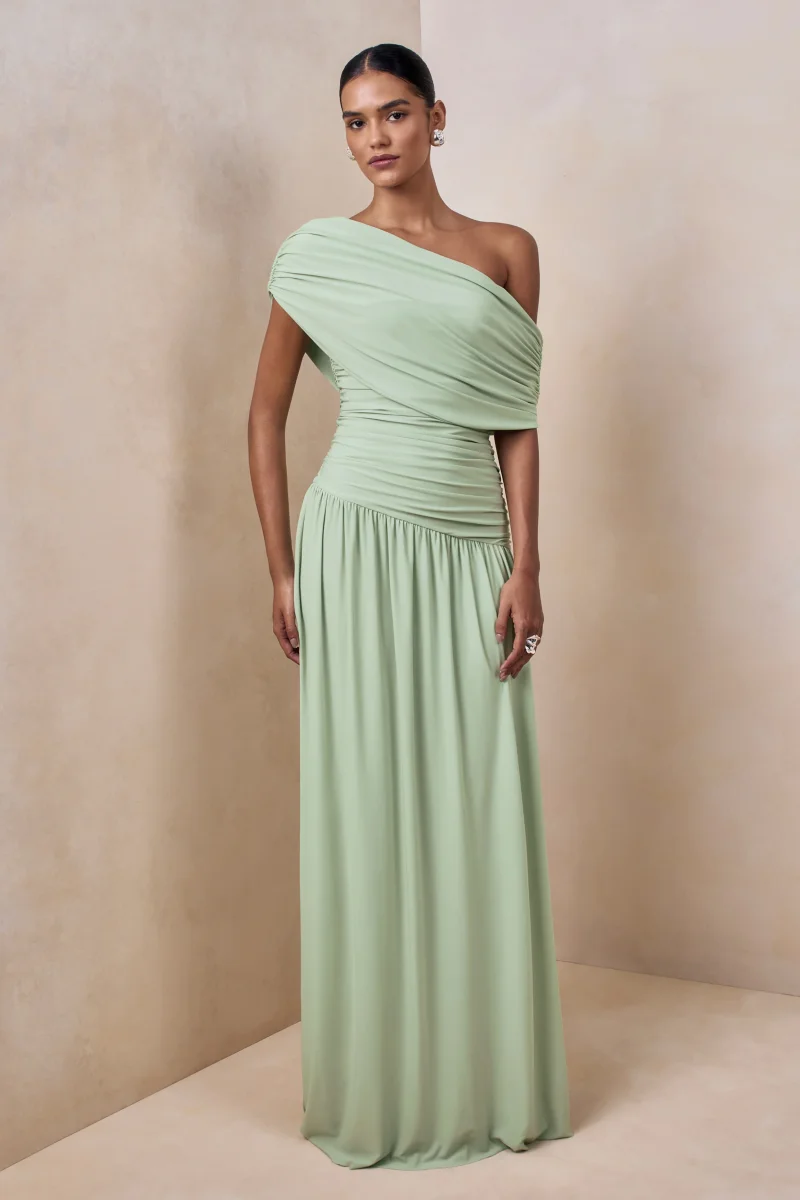 Emberly | Vestido largo verde con escote asimétrico y cintura caída