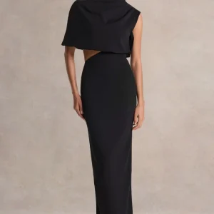 Roseth | Vestido largo negro con cuello alto y manga única con detalles de aberturas