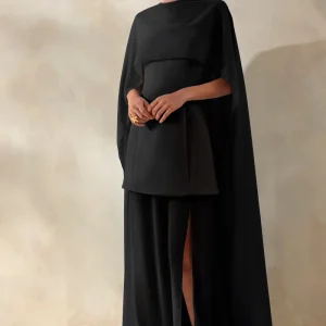 Chessa | Vestido Largo Negro de Escote Con Aberturas con Capa Transparente