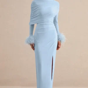 Gatsby | Vestido Largo Azul Claro De Jersey Con Cuello Alto Y Puños Con Plumas