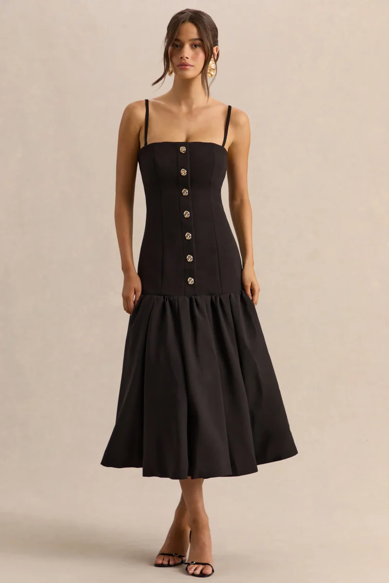 Briella | Vestido midi negro con escote bandeau y detalles de botones dorados