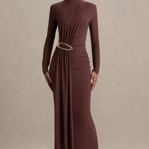 Zadie | Vestido Largo Marrón de Cuello Alto con Detalle Fruncido