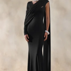 Rubelle | Vestido Largo Negro con Escote Asimétrico y Detalle Drapeado