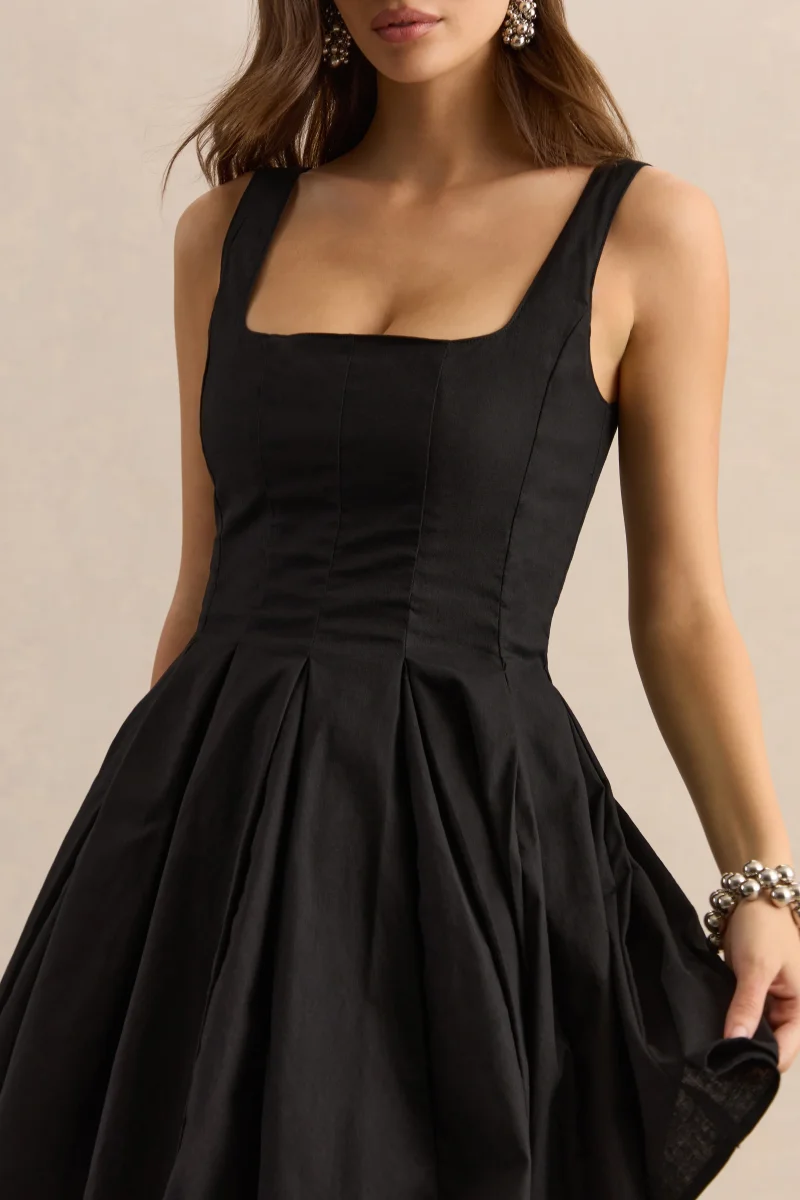 Brioria | Vestido Corto Negro De Efecto Lino Con Escote Cuadrado - Imagen 4