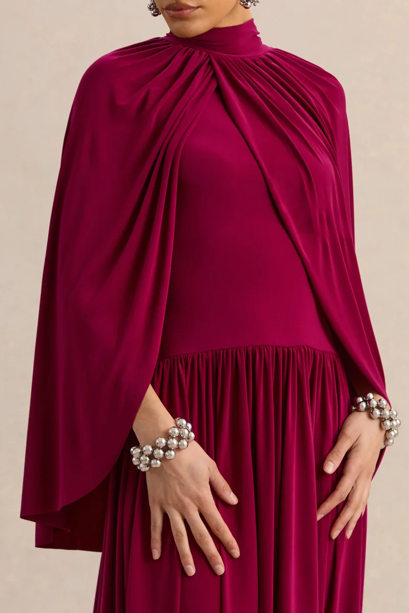 Honora | Vestido midi burdeos de escote alto con mangas tipo capa - Imagen 6
