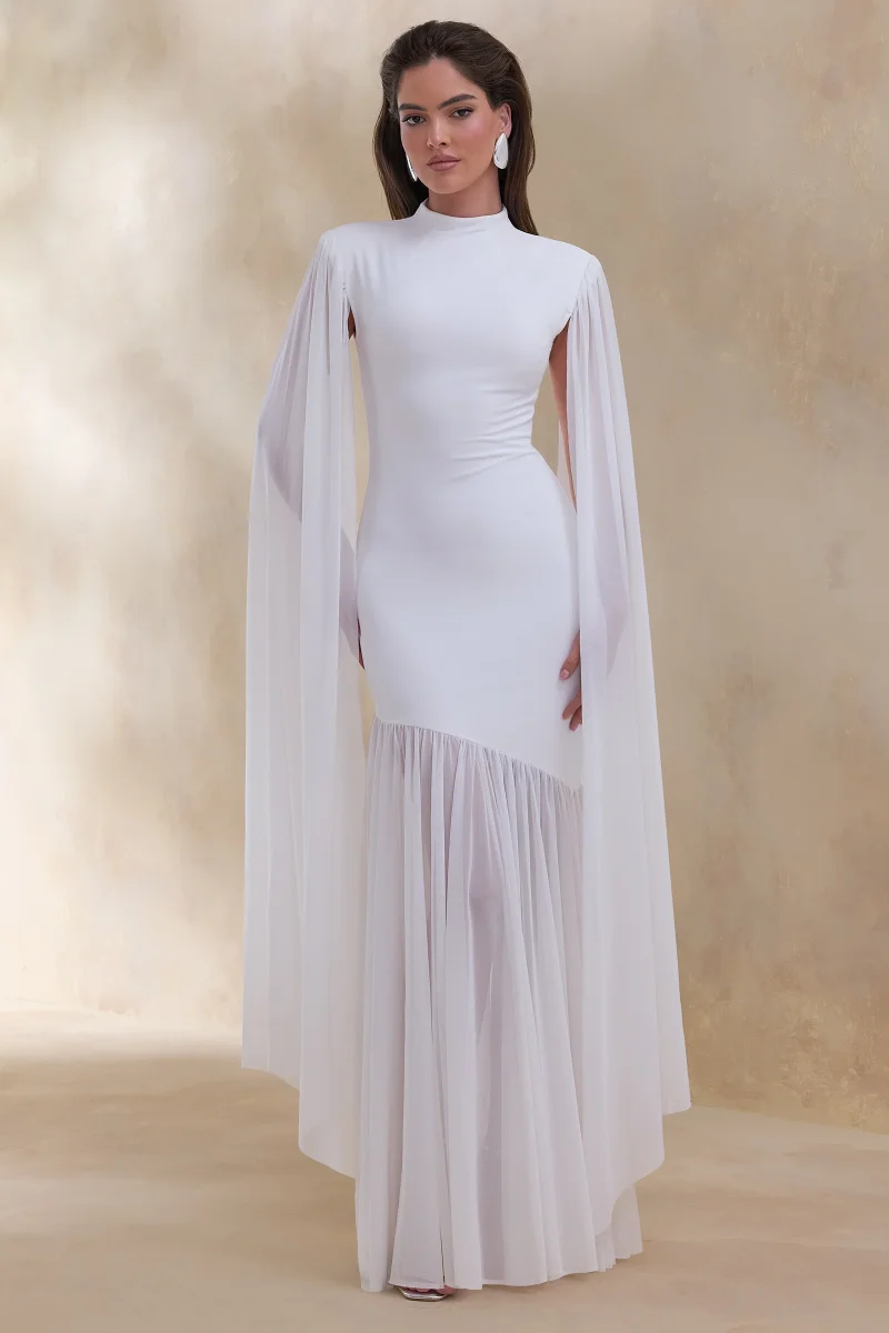 Chantelle | Vestido largo de cuello alto en blanco con cintura caída y mangas tipo capa - Imagen 6