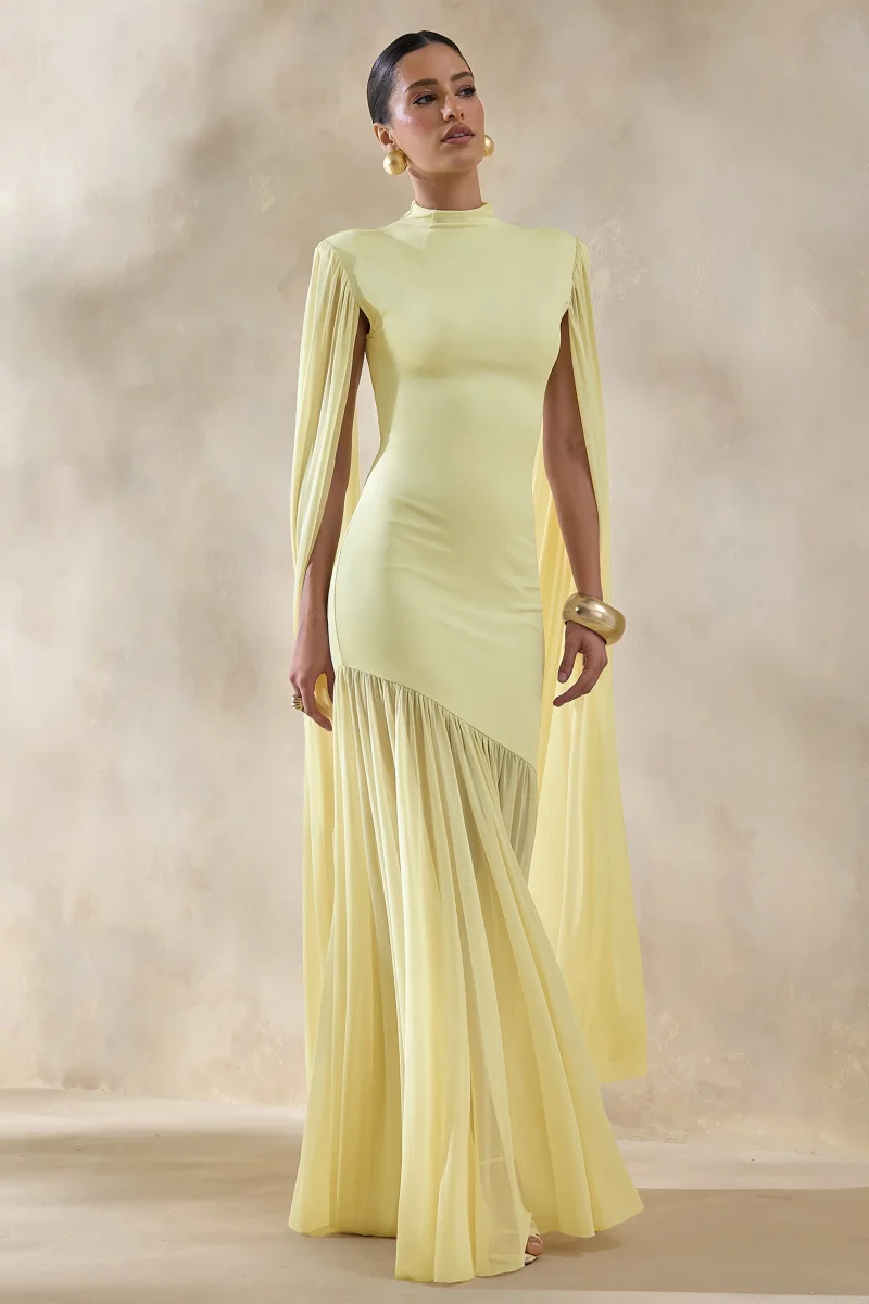 Chantelle | Vestido largo de cuello alto en amarillo limón con cintura caída y mangas tipo capa - Imagen 5
