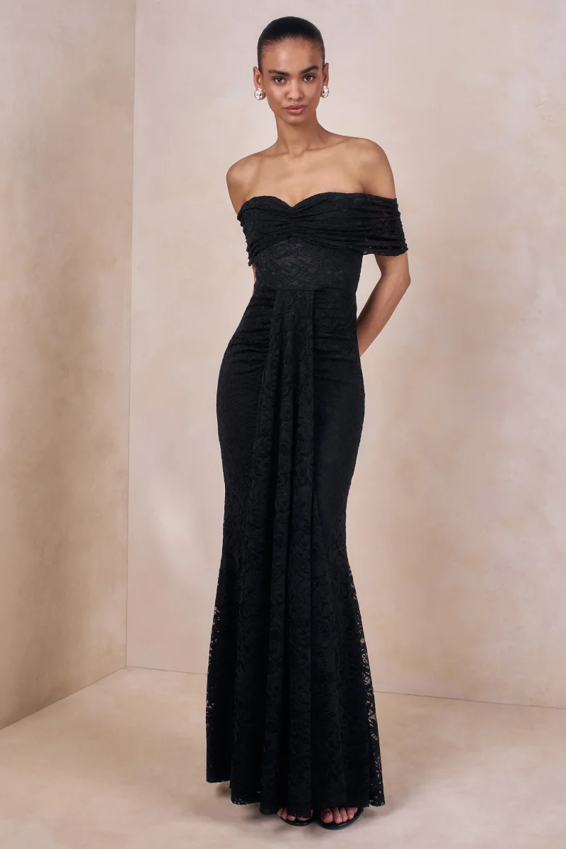 Aries | Vestido Largo de encaje negro con escote bardot y detalles fruncidos - Imagen 6