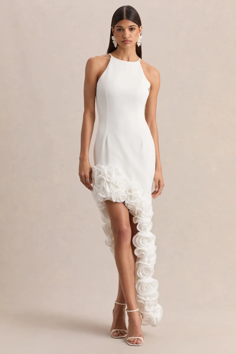 Indira | Vestido Largo Blanco Con Escote Halter Y Dobladillo Floral Asimétrico
