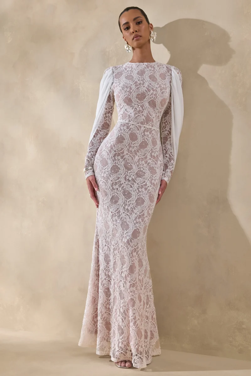 Nabina | Vestido Largo Blanco De Encaje Con Escote Redondo Y Espalda Drapada - Imagen 6