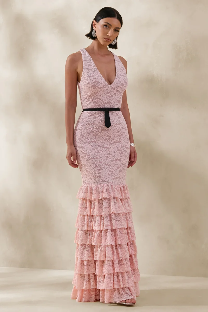 Isoria | Vestido LArgo De Encaje Rosa y Negro Con Escote Halter y Cinturón Con Lazo Ajustable - Imagen 6