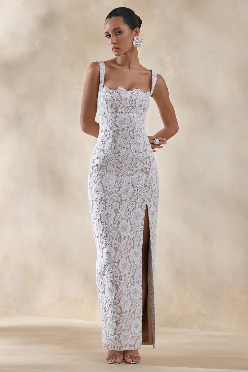 Zarisse | Vestido Largo de Encaje Blanco con Escote Cuadrado