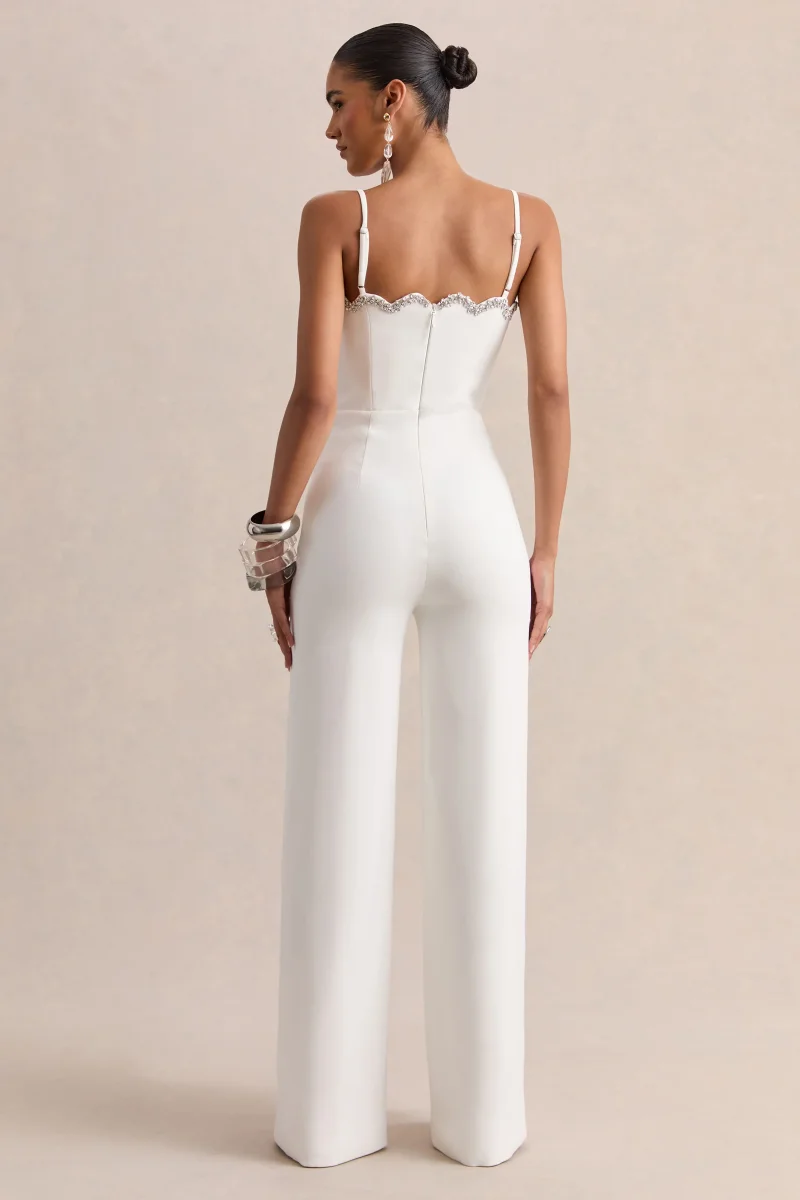 Calira | Mono Blanco Con Escote Cuadrado Y Detalle Ondulado - Imagen 3