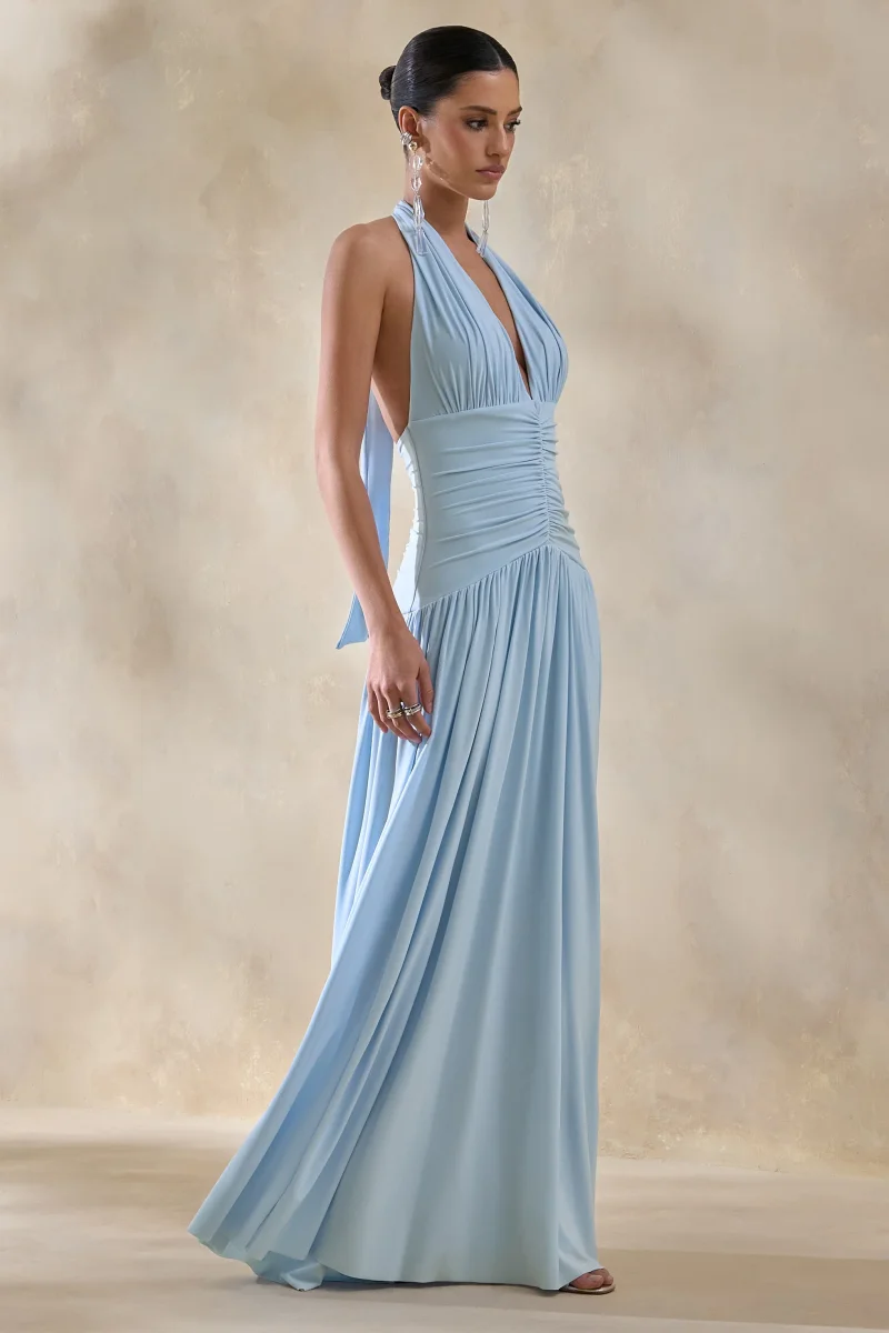 Bettina | Vestido largo azul polvo con escote profundo y detalles fruncidos - Imagen 5
