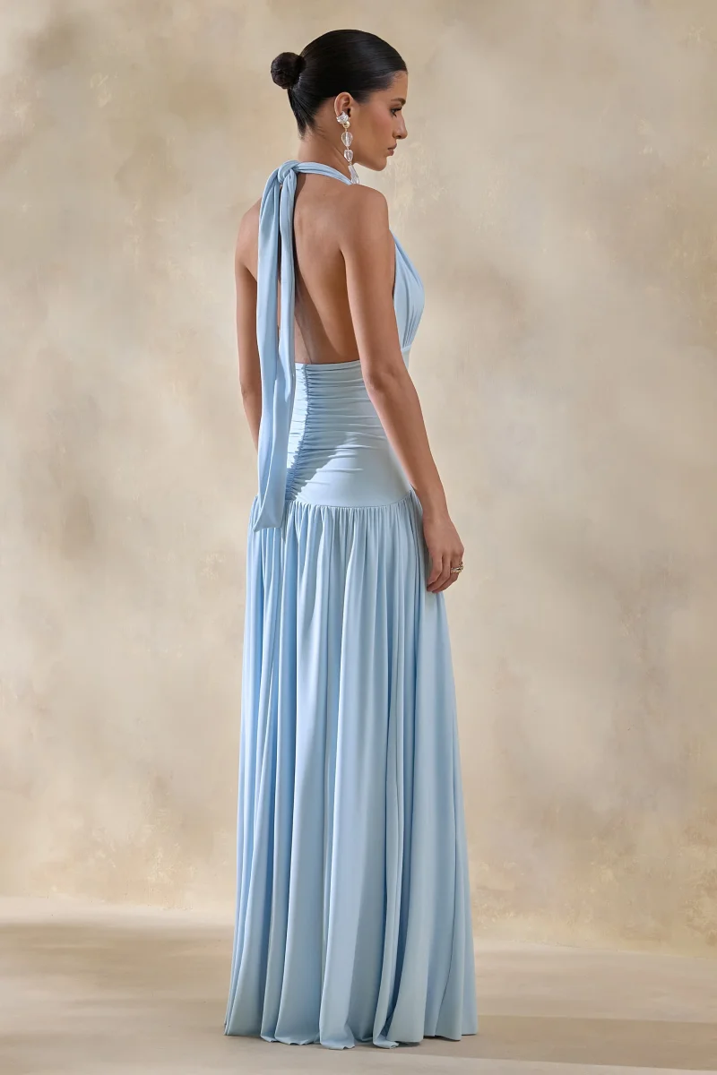 Bettina | Vestido largo azul polvo con escote profundo y detalles fruncidos - Imagen 3