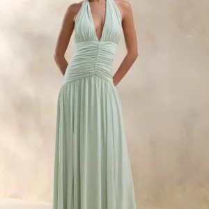 Bettina | Vestido Largo Verde Salvia Con Escote Pronunciado Y Detalles Fruncidos