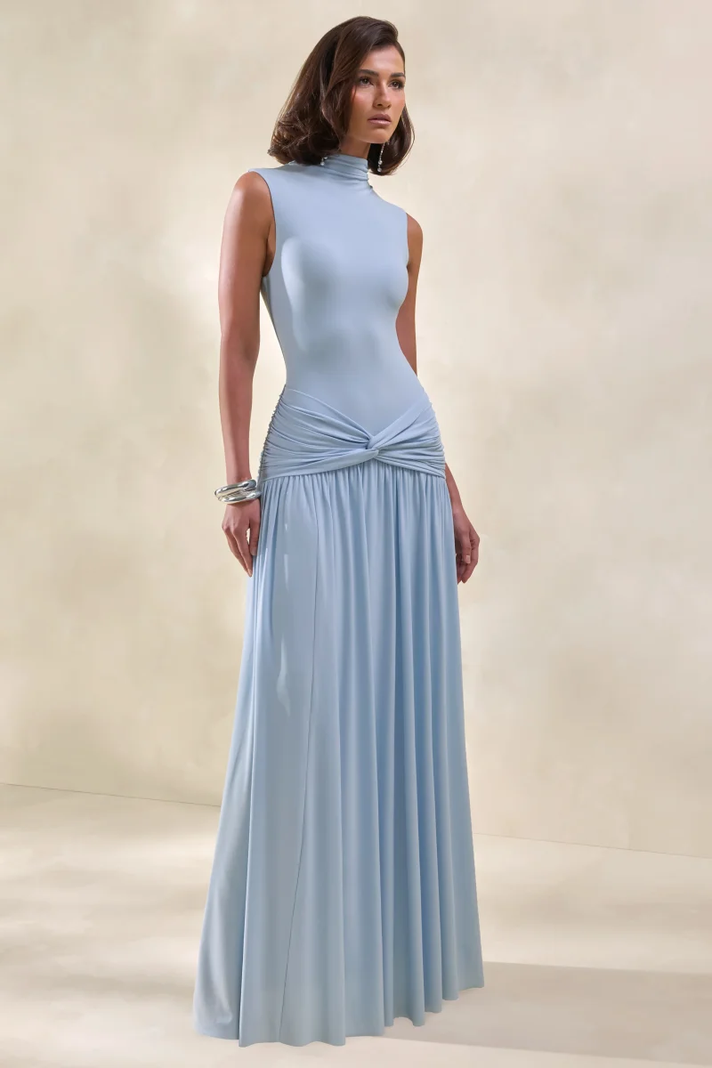 Glimora | Vestido Largo Azul celeste de Cuello Alto con Detalle Fruncido - Imagen 5