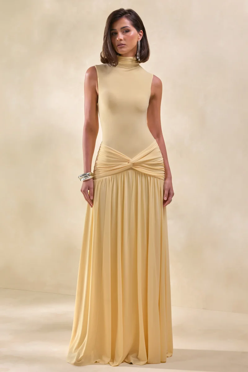Glimora | Vestido Largo Limón de Cuello Alto con Detalle Fruncido