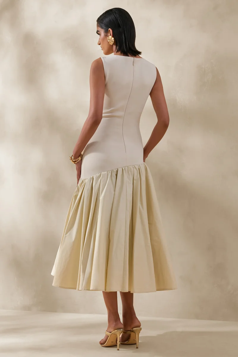 Fantasia | Vestido midi crema con escote barco y cintura caída asimétrica - Imagen 4