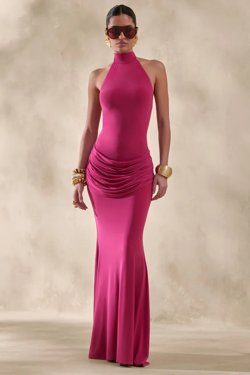 Daisy | Vestido Largo Rosa Fucsia Con Escote Halter Y Detalle Drapeado - Imagen 5