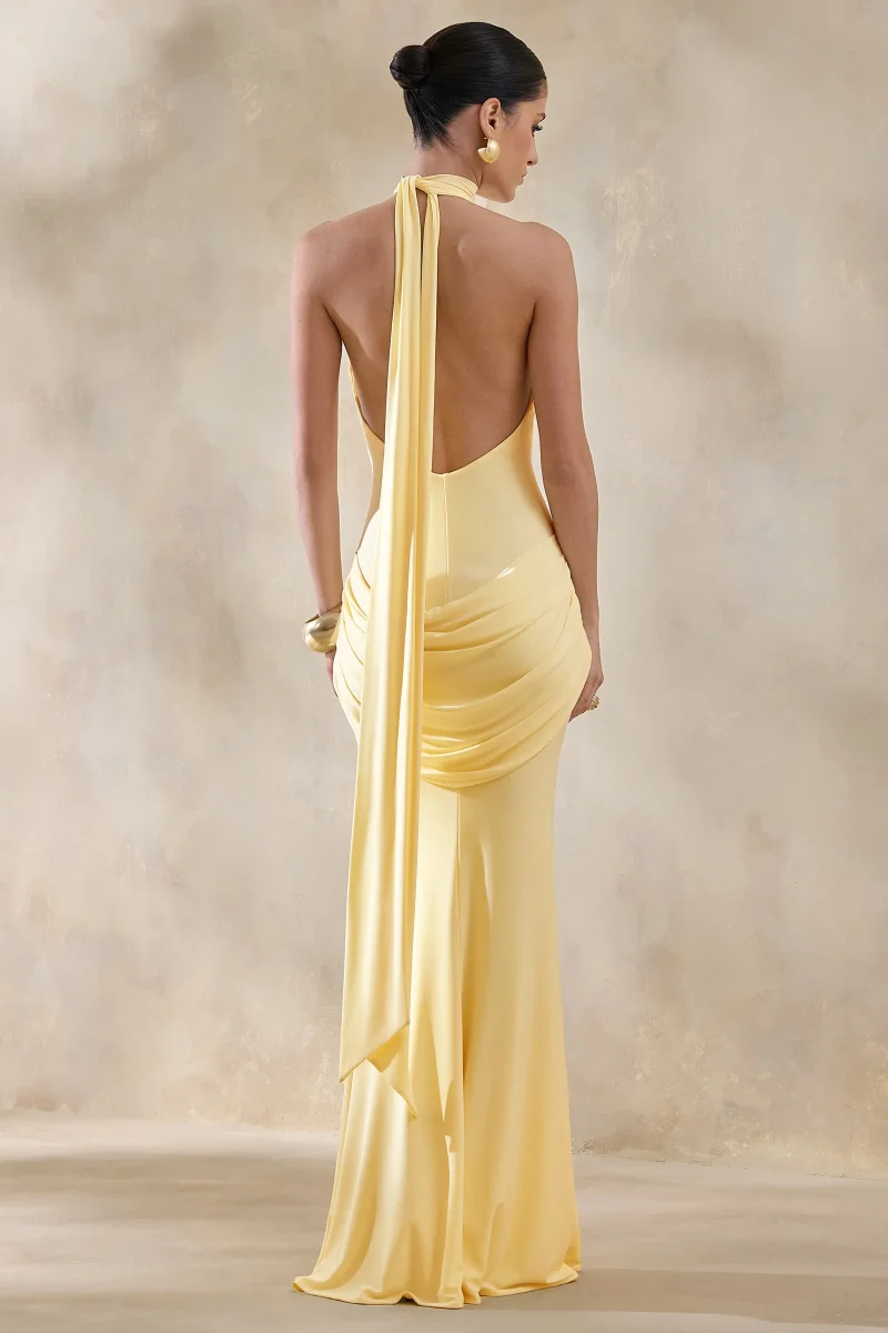 Daisy | Vestido Largo Limón Con Escote Halter Y Detalle Drapeado - Imagen 3